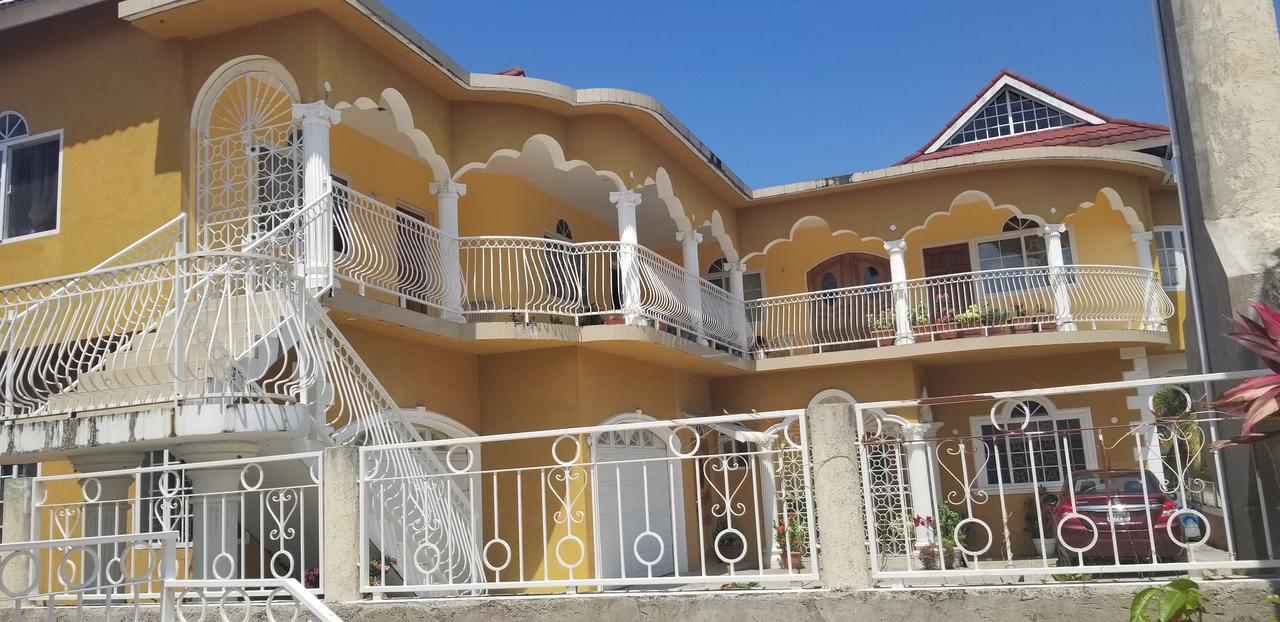 Wizzy Apartment Ocho Ríos Exterior foto